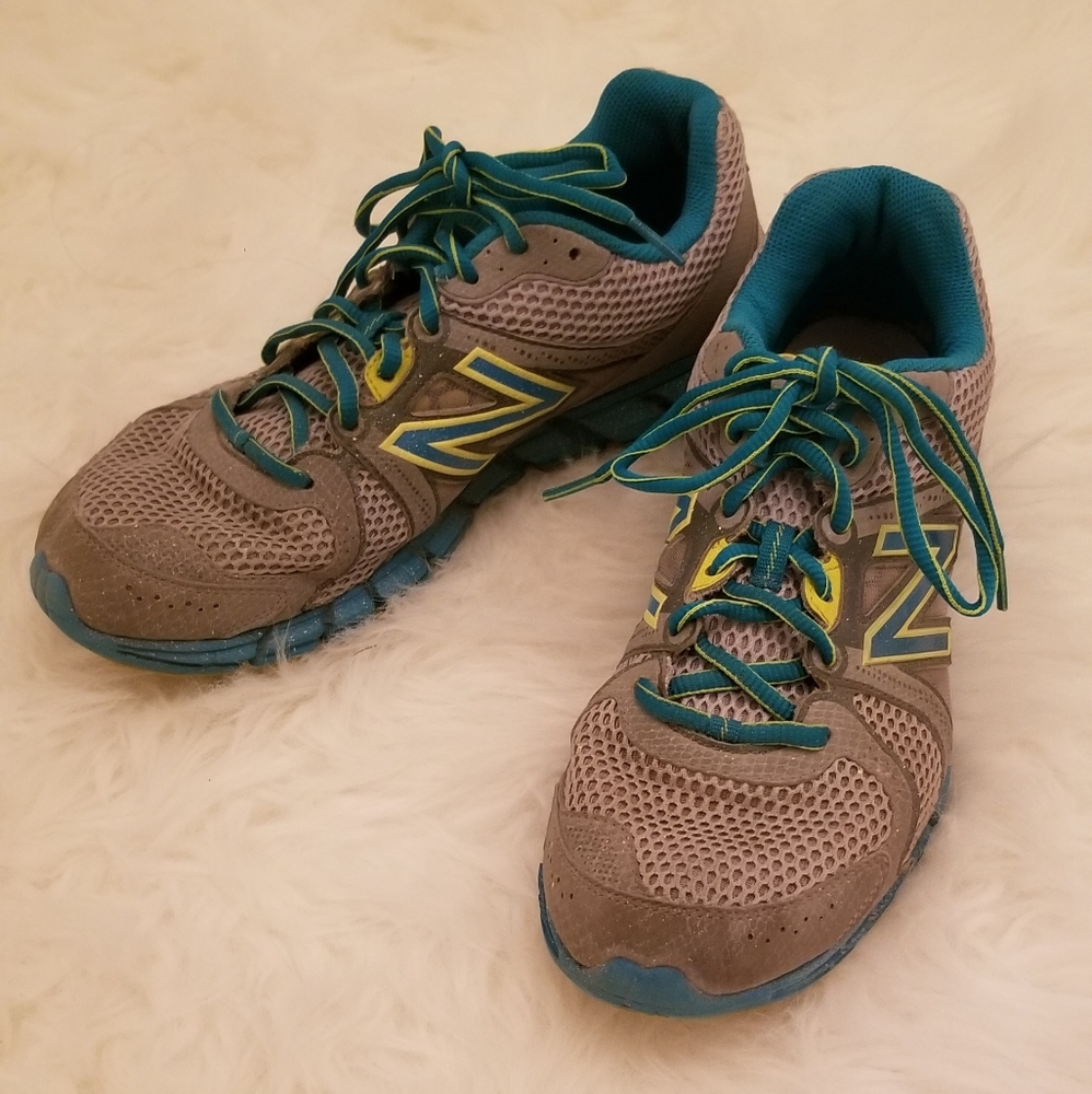Women's New Balance Shoes